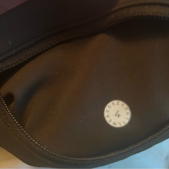 Lululemon Speed Up tight size 4 - Picture 5 of 5